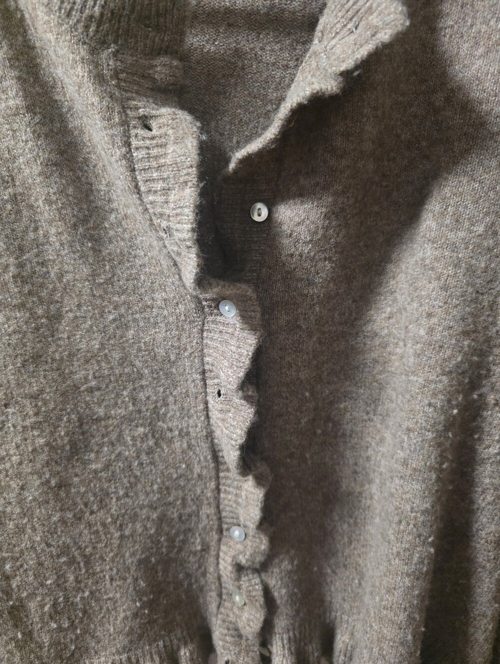 Women's Brown Ruffled Button-Front Sweater Cardigan Large - Picture 3 of 9